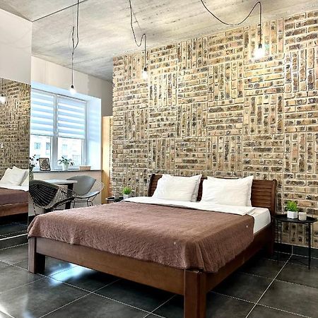 Designer Apartments In The City Center Riwne Exterior foto