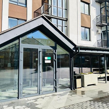 Designer Apartments In The City Center Riwne Exterior foto
